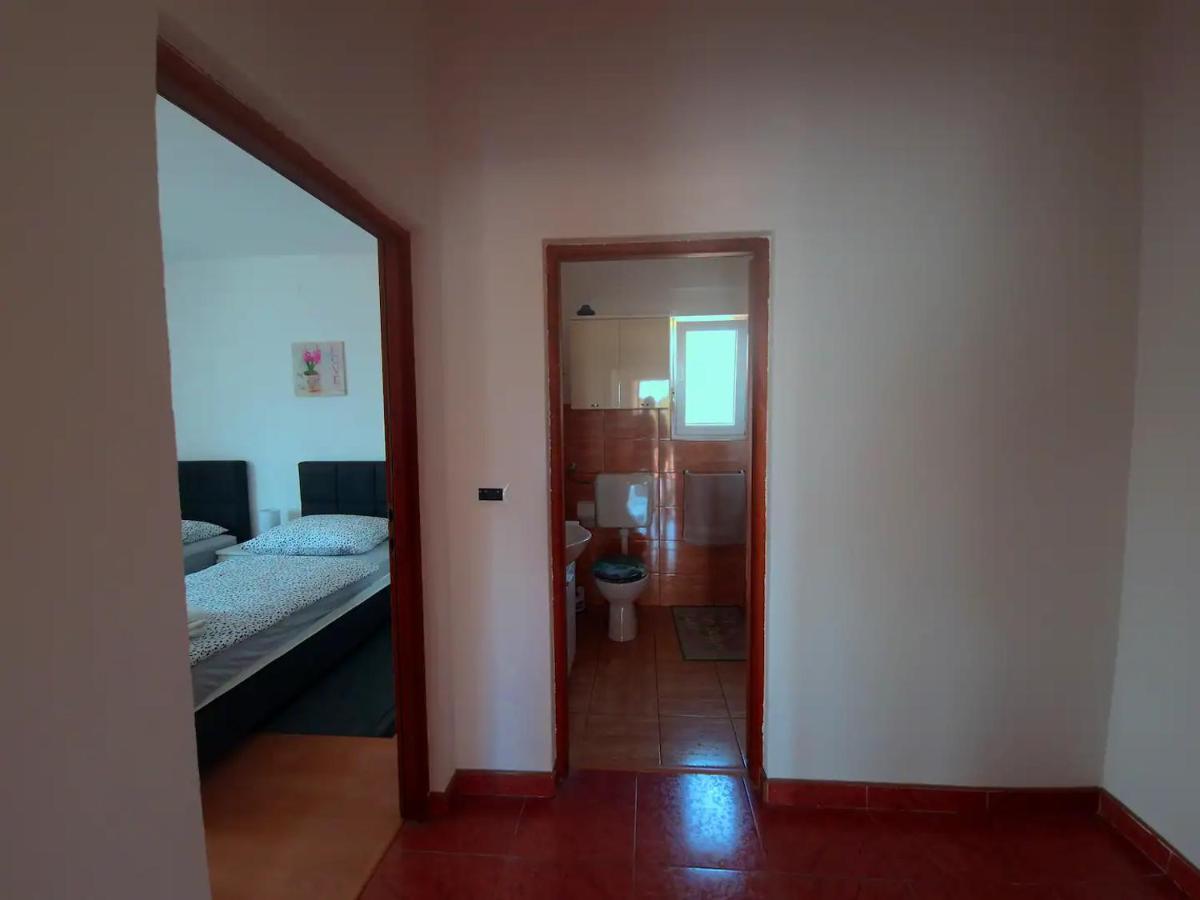 Apartments In Rijeka, Free Parking And Large Terrace, 15Min Drive From The Beach Экстерьер фото